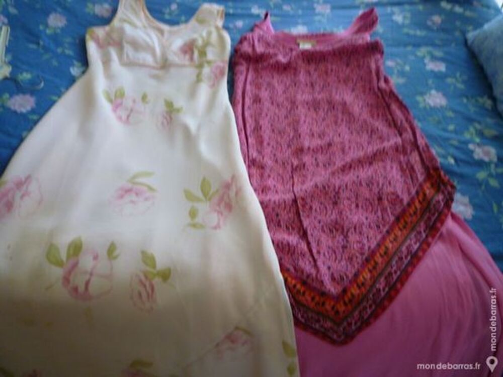 Lot de v&ecirc;tements f&eacute;minins Vêtements