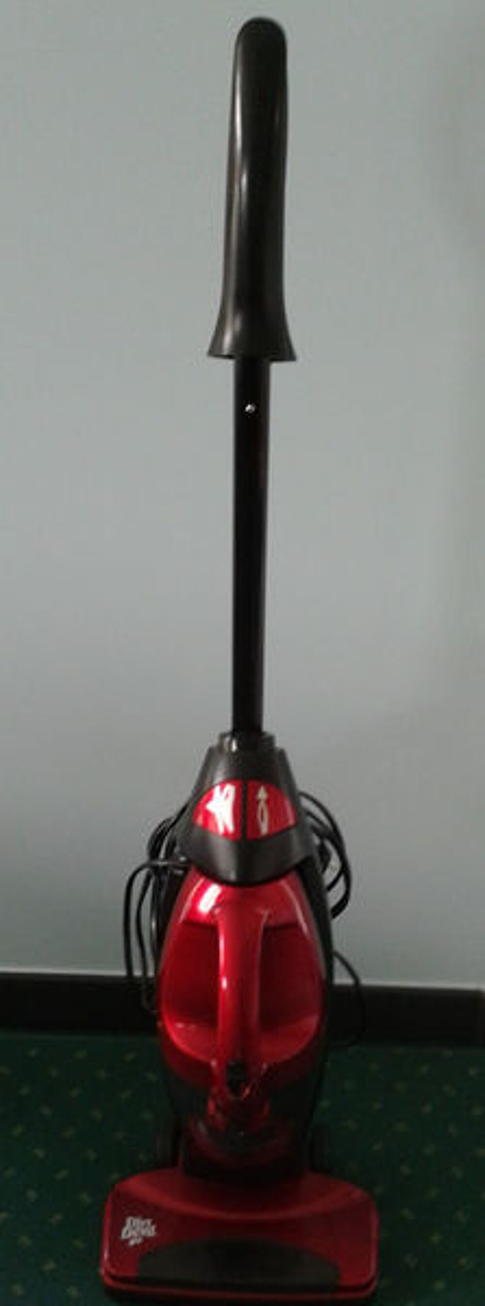 Aspirateur-Balai Dirt - Devil Electroménager