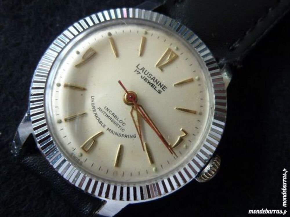 LAUSANNE ST1686 montre m&eacute;canique Suisse 17r. DIV02 Bijoux et montres