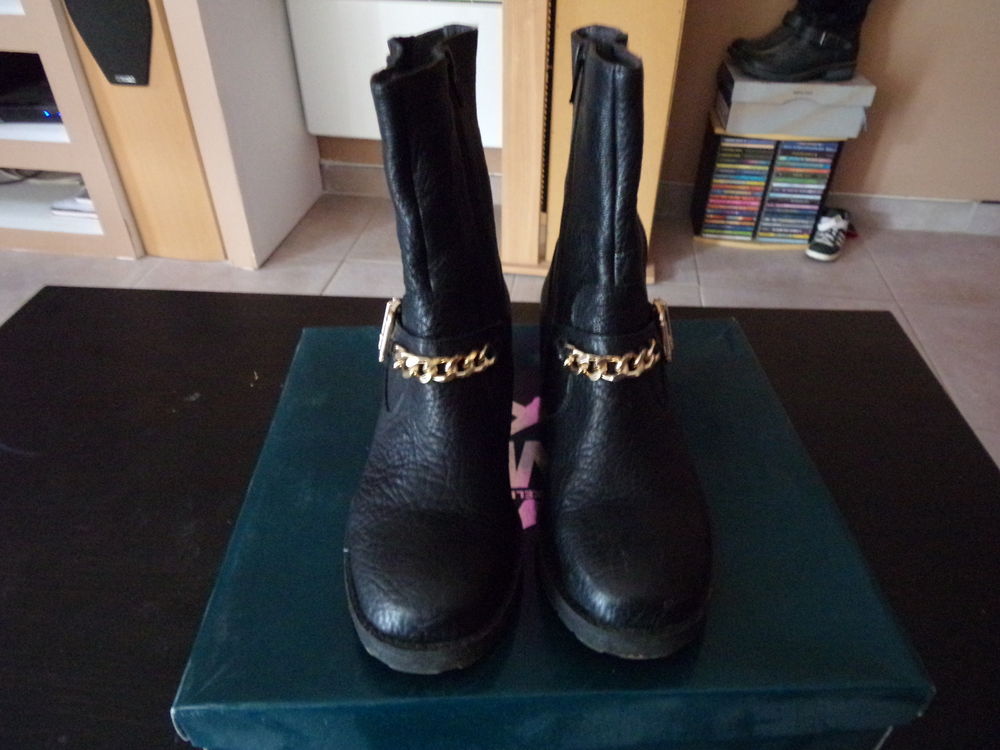 BOTTINE EN CUIR DE BUFFLE tAILLE 37 MARQUE MAMZELLE; Chaussures