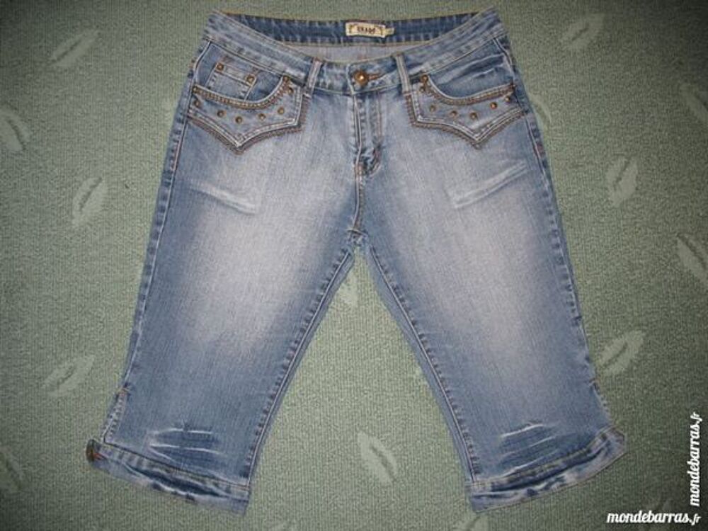 Corsaire en jean clout&eacute; ONADO - T42 Vêtements