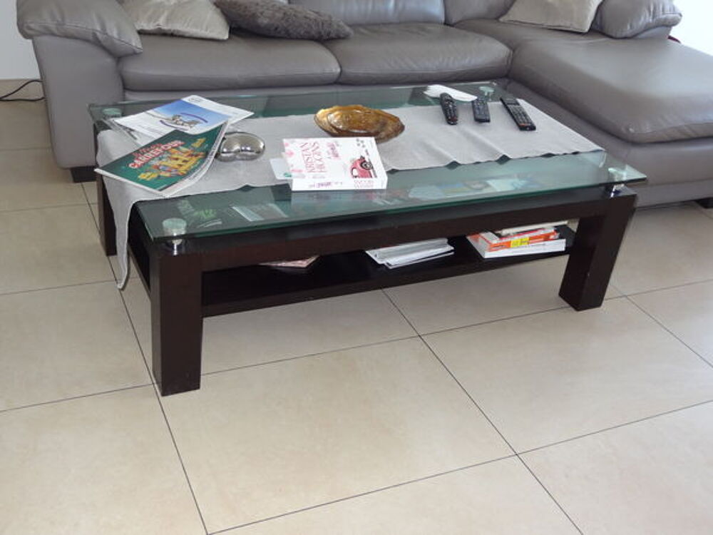 TABLE EN VERRE DE SALLE A MANGER Meubles