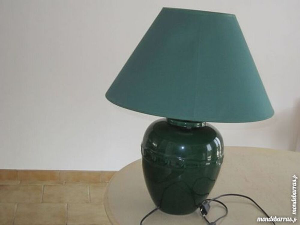 Lampe de bureau ou de chevet couleur verte Décoration