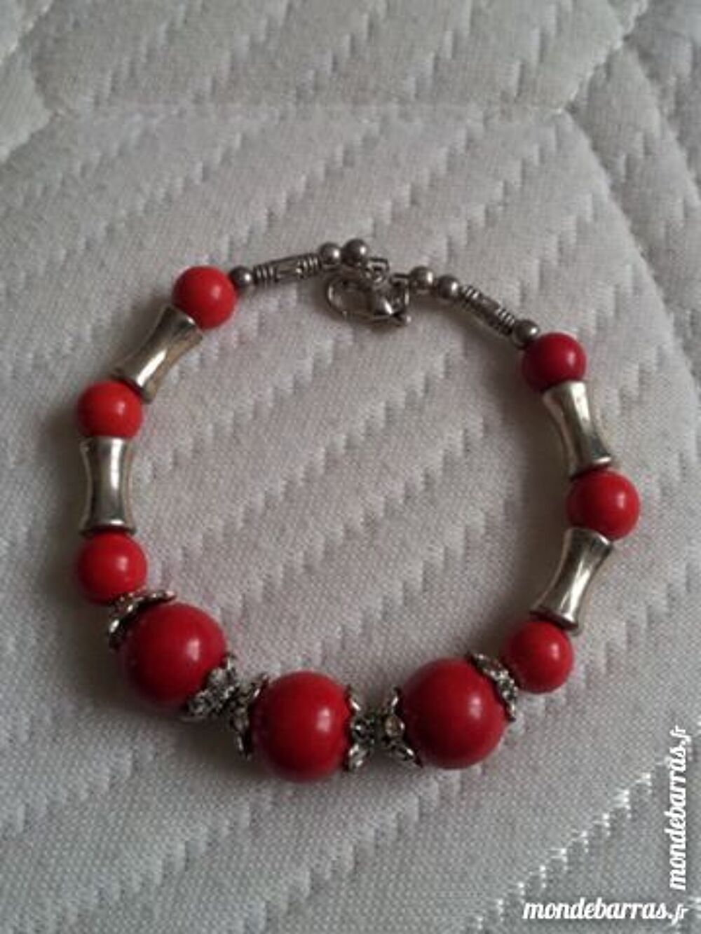 bracelet perle semi pr&eacute;cieuse Bijoux et montres