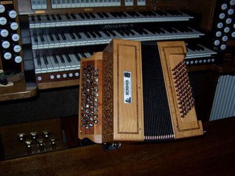 Accordon FUN CELTIQUE II Hohner 3200 Saumur (49)