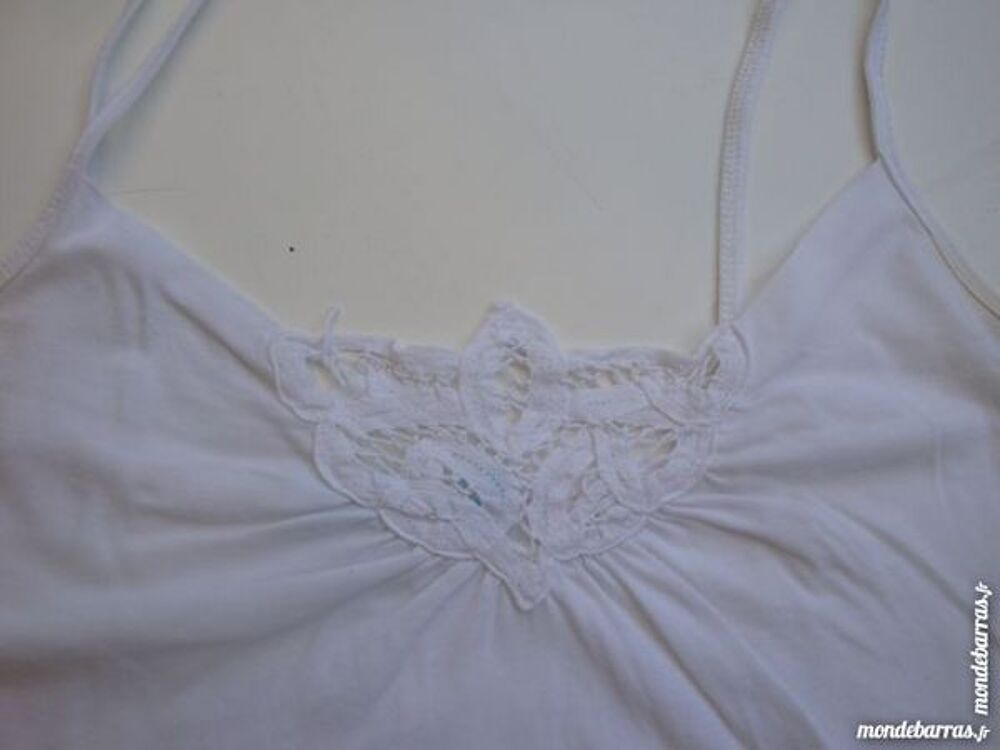 Haut blanc &agrave; bretelles Vêtements