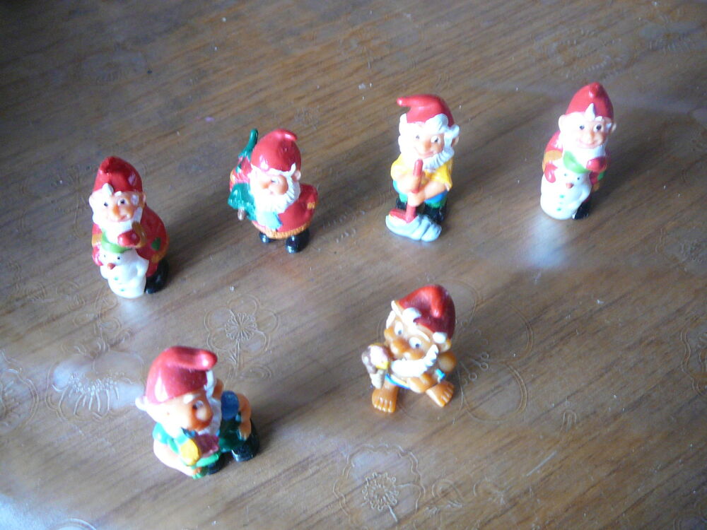 figurines kinder 
