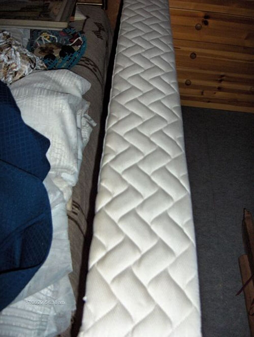 matelas,sommiers dunloppilo tr&egrave;s ferme+tetede lit Meubles