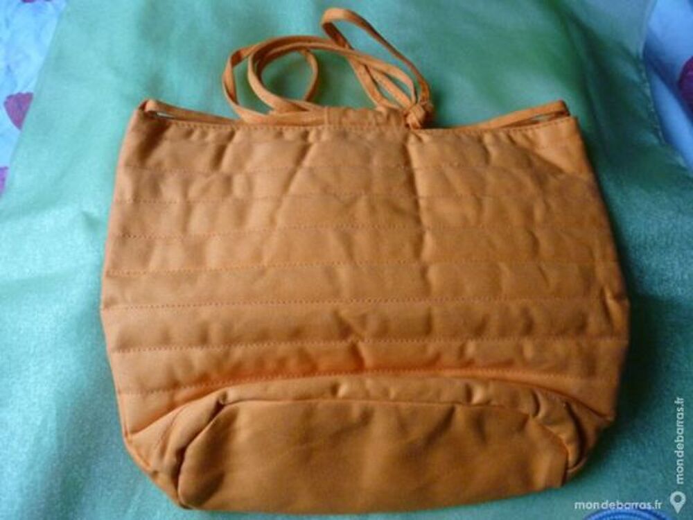Sac orange avec 2 poign&eacute;es en tissus Maroquinerie