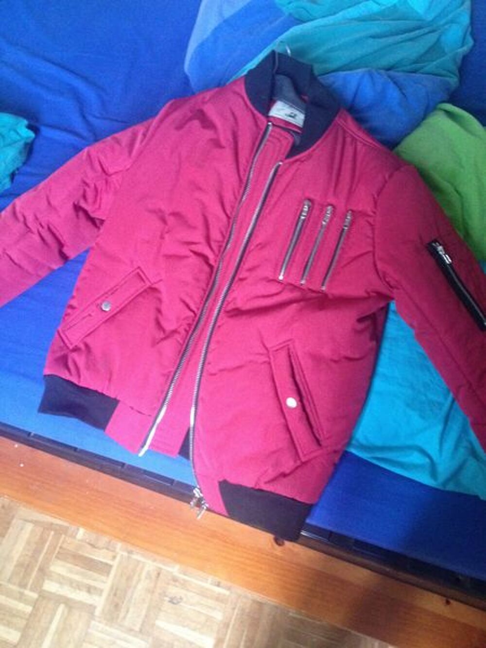 Doudoune aviateur rouge neuf Vêtements