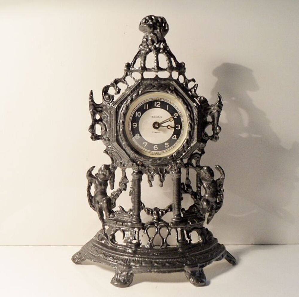 PENDULE HORLOGE REVEIL RUSSE SEVANI VINTAGE RETRO tbe 