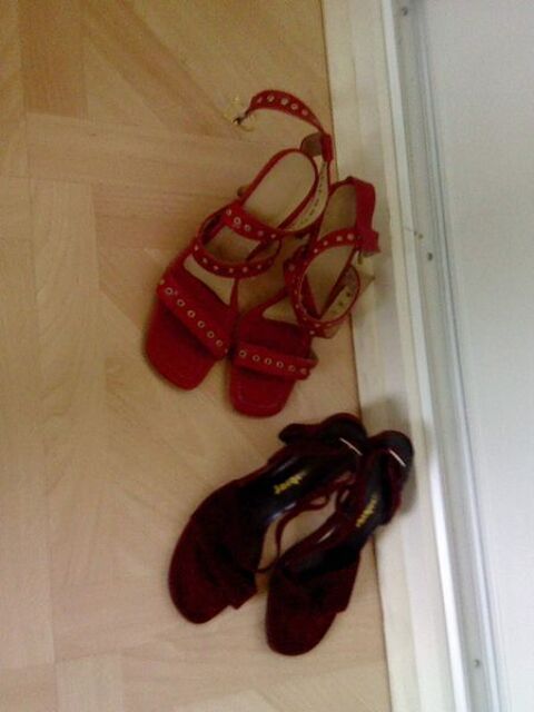 chausseures d't + bottes  2 paires + rideaux  + tringle 0 Voiron (38)