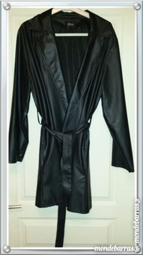veste cir noir printemps t 10 Charmes (88)