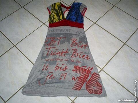 Robe style DESIGUAL Taille 38/40 12 Geneuille (25)