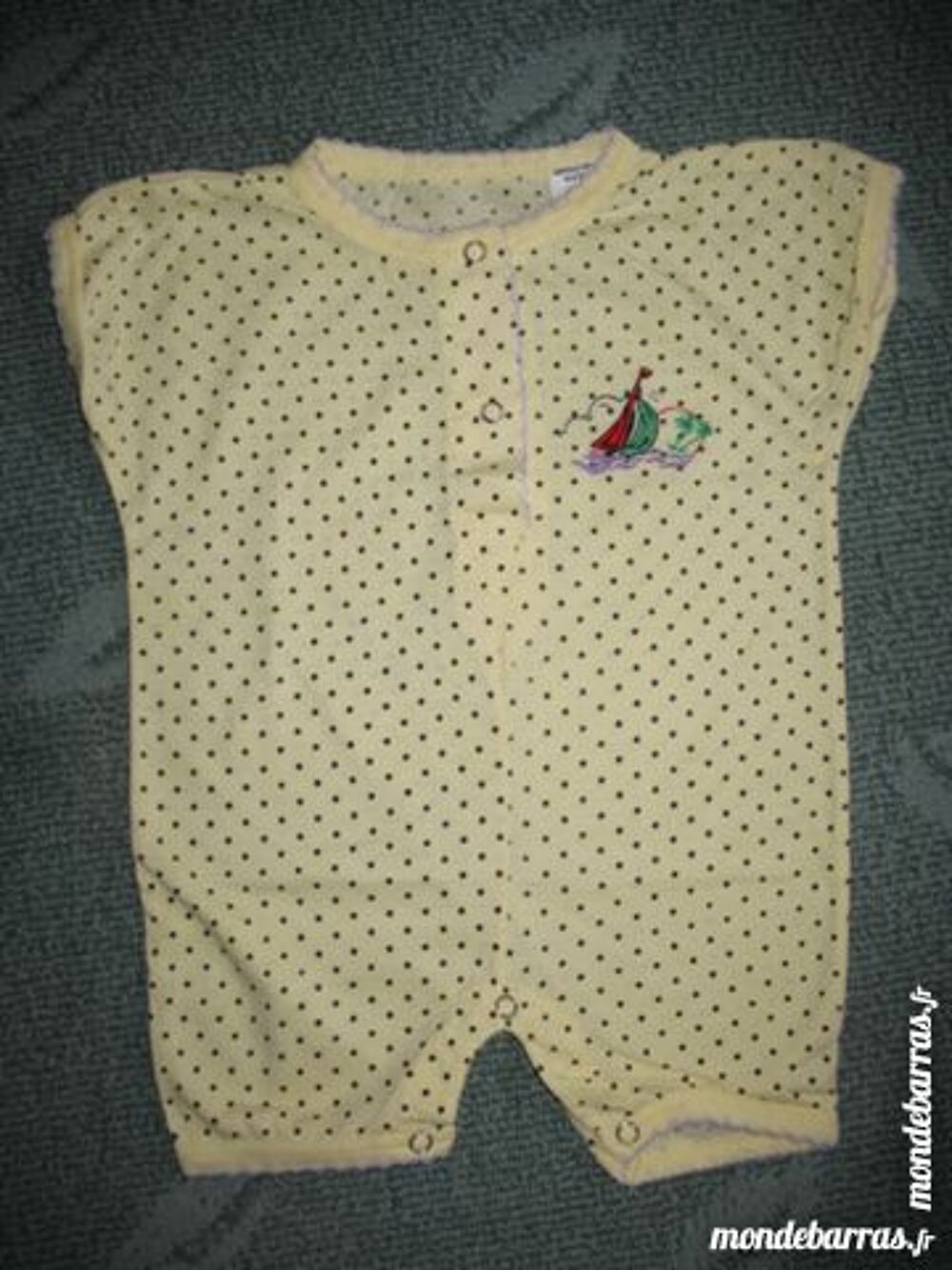 Combi-short (ou body) - 6 mois Vêtements enfants
