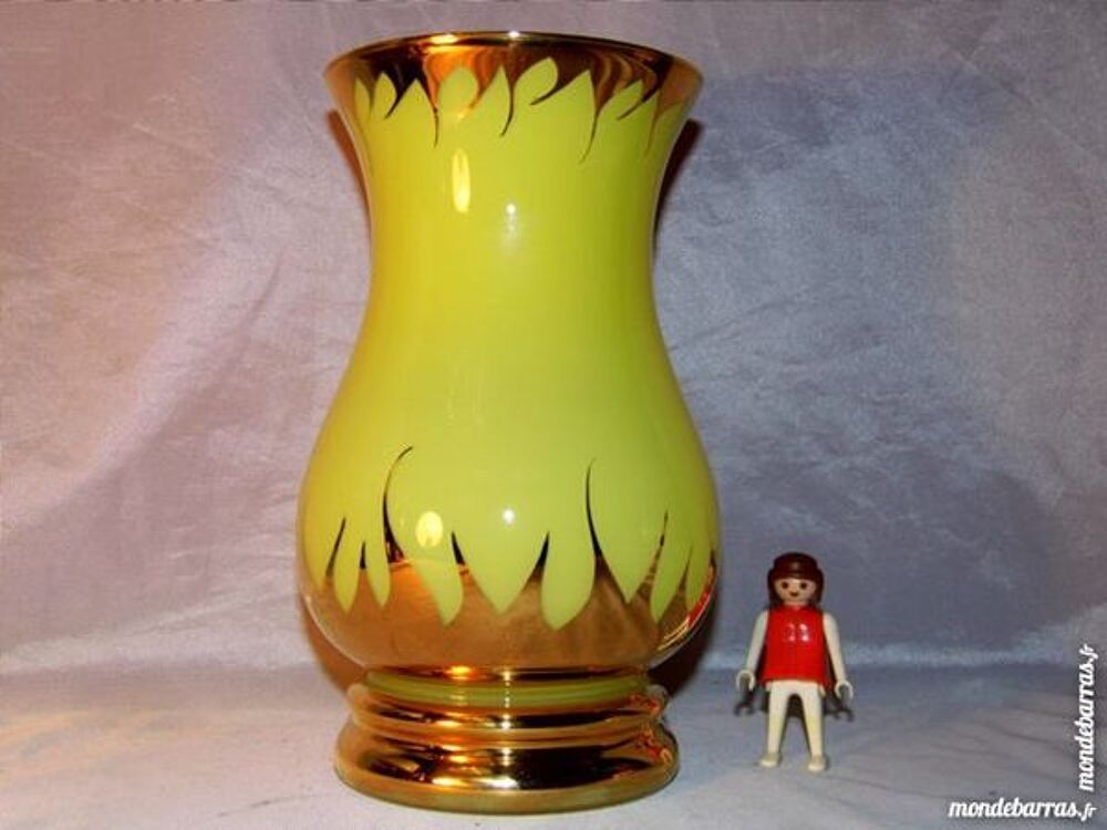 Vase opaline jaune et or vintage ann&eacute;e 50 60 Décoration