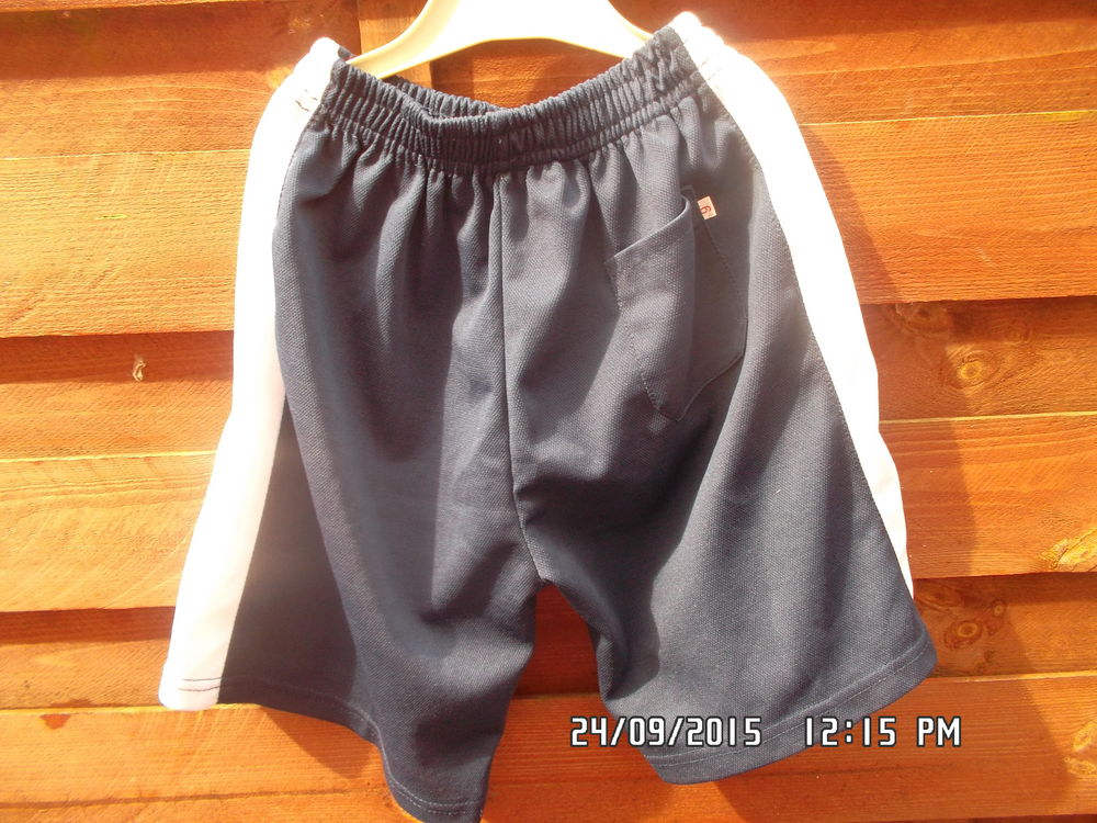SHORT BLEU MARINE ET BLANC*JUSTE 1E*KIKI60230 Vêtements enfants