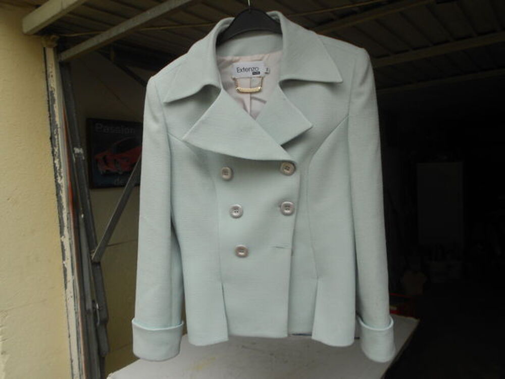 VESTE POUR FEMMES Vêtements