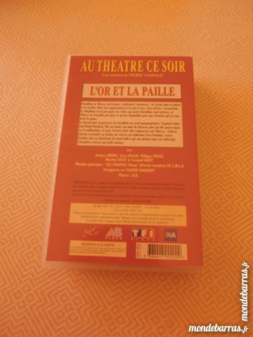Pi&egrave;ce &laquo;L'or et la paille&raquo; DVD et blu-ray