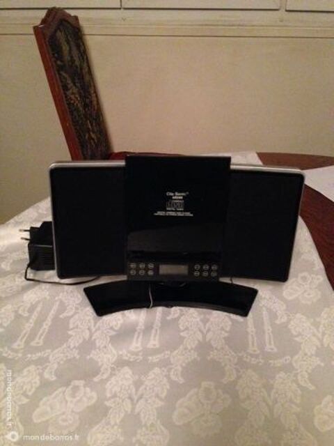 RADIO-REVEIL 10 Paris 13 (75)