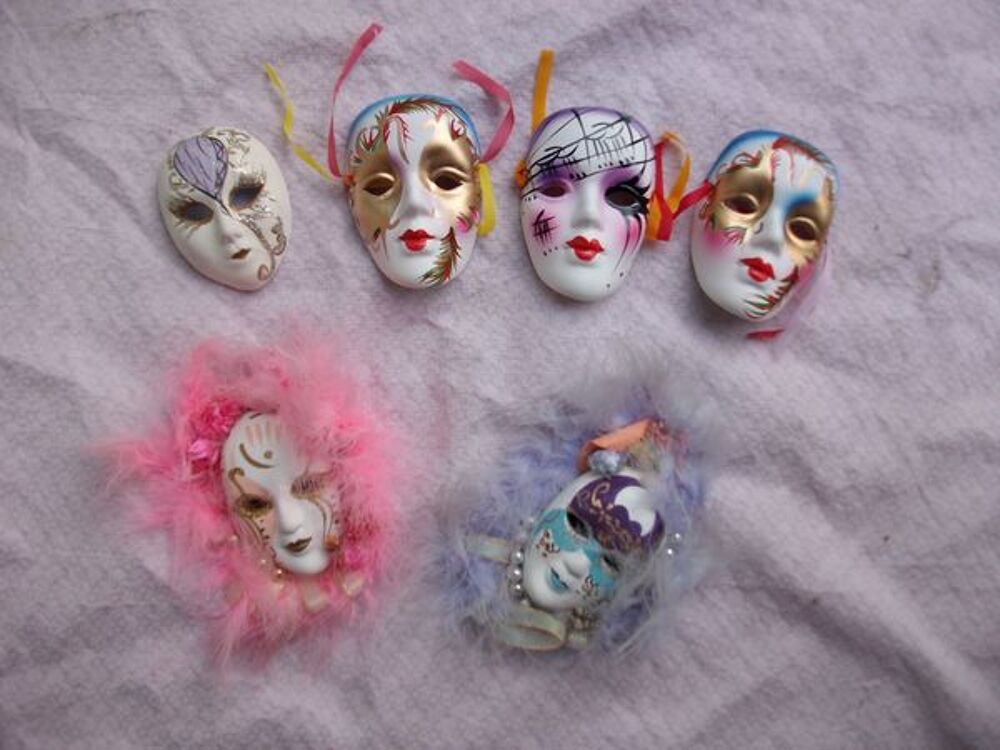divers MASQUES de D&eacute;coration Décoration