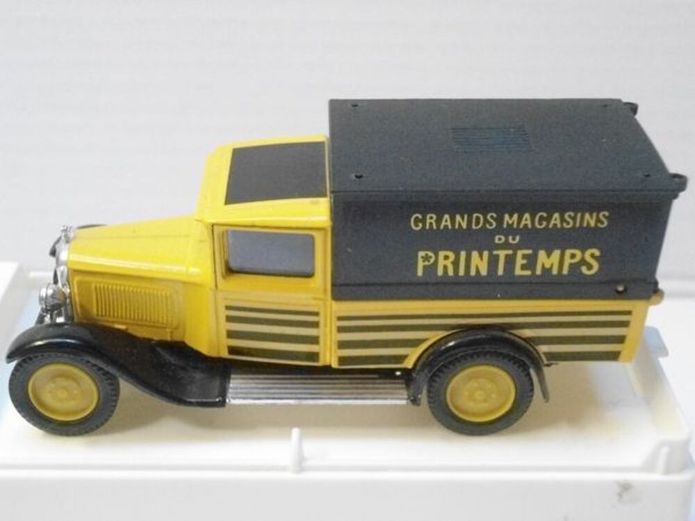 Citro&euml;n C4F fourgon Grands Magasins du Printemps 