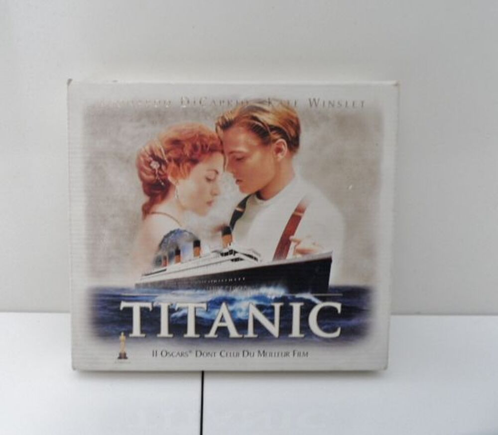 COFFRET BOX SET COLLECTOR DELUXE TITANIC CASSETTE VHS k7 Audio et hifi