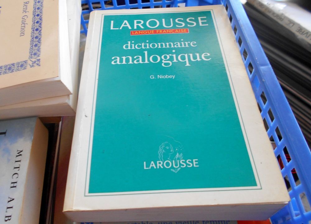 Larousse dictionnaire analogique G. Niobey Livres et BD