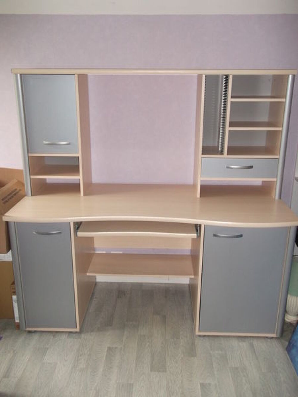 Bureau et sur bureau Meubles