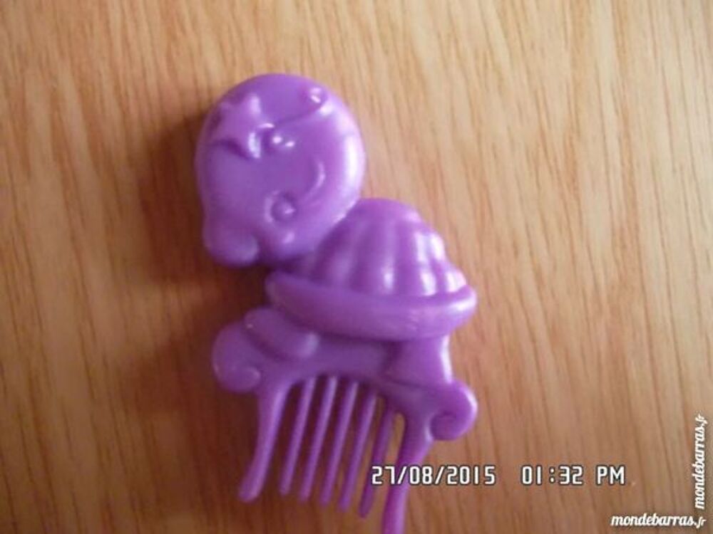 PEIGNE MAUVE Jeux / jouets