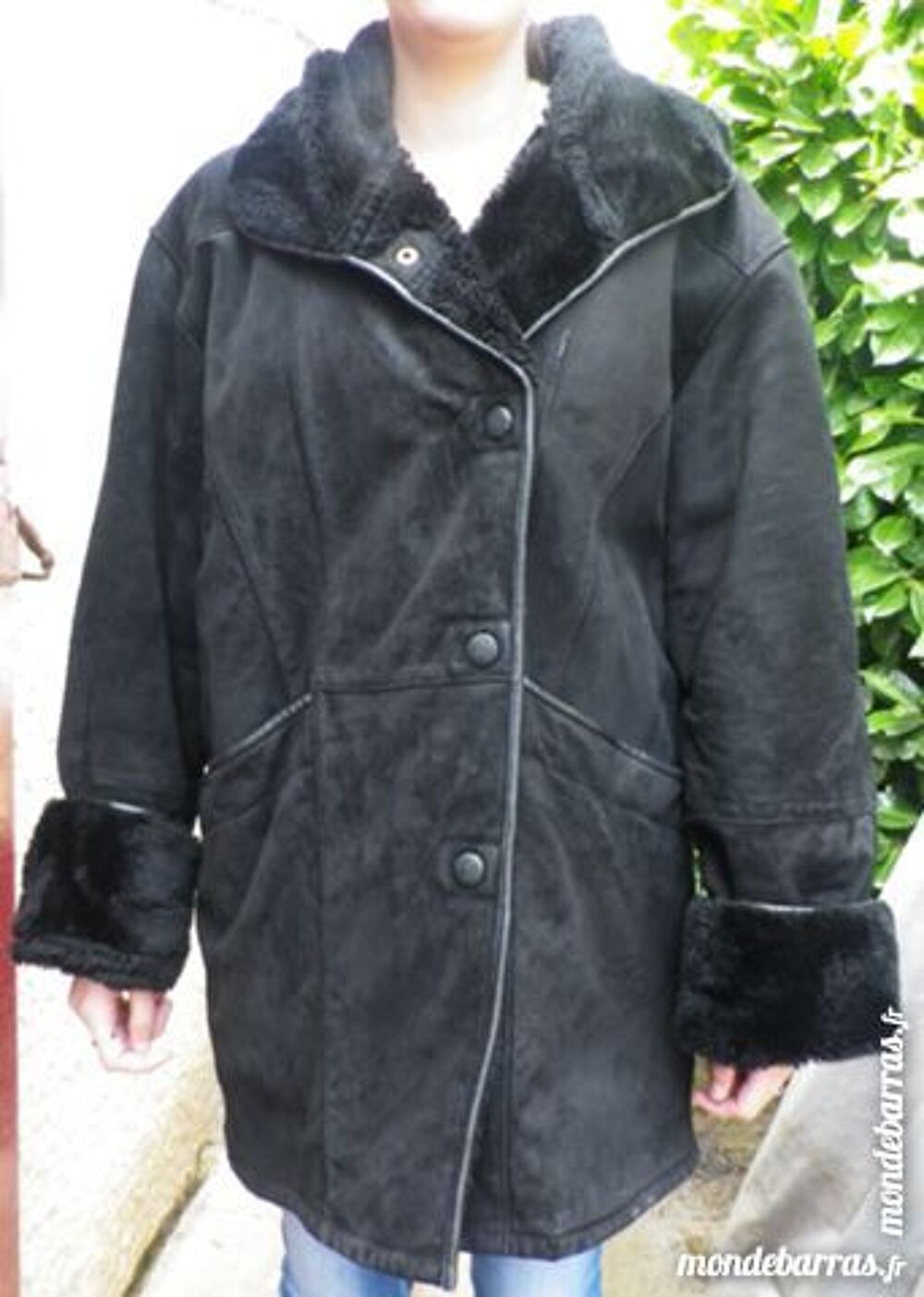 MANTEAU NOIR CROUTE DE PORC TAILLE 46 Vêtements