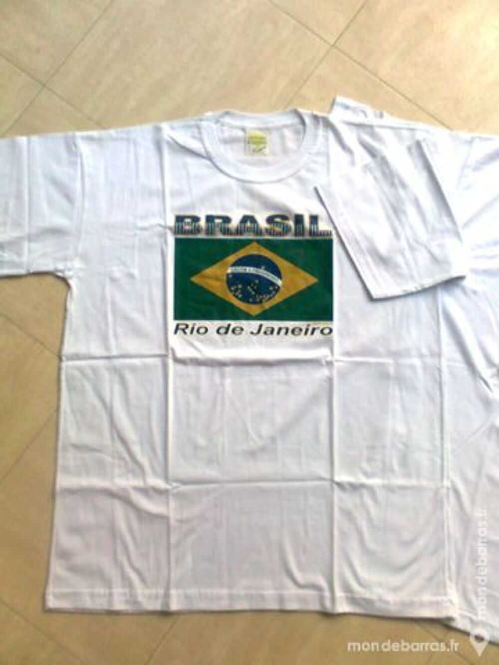 2 tee shirt blancs BRESIL - 52 -zoe Vêtements