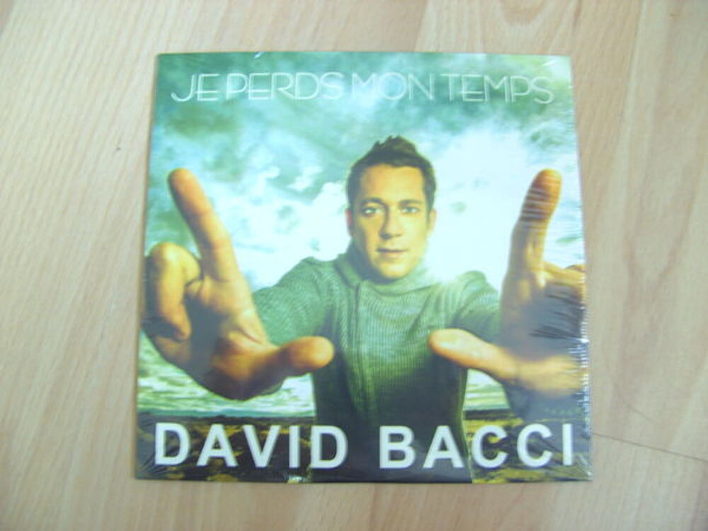 Single de David Bacci "Je perds mon temps" (Neuf) CD et vinyles