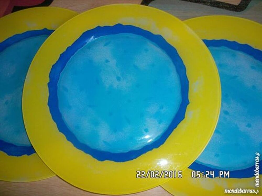 3 ASSIETTES JAUNE-BLEU*JUSTE 5E LES 3*KIKI60230 Cuisine