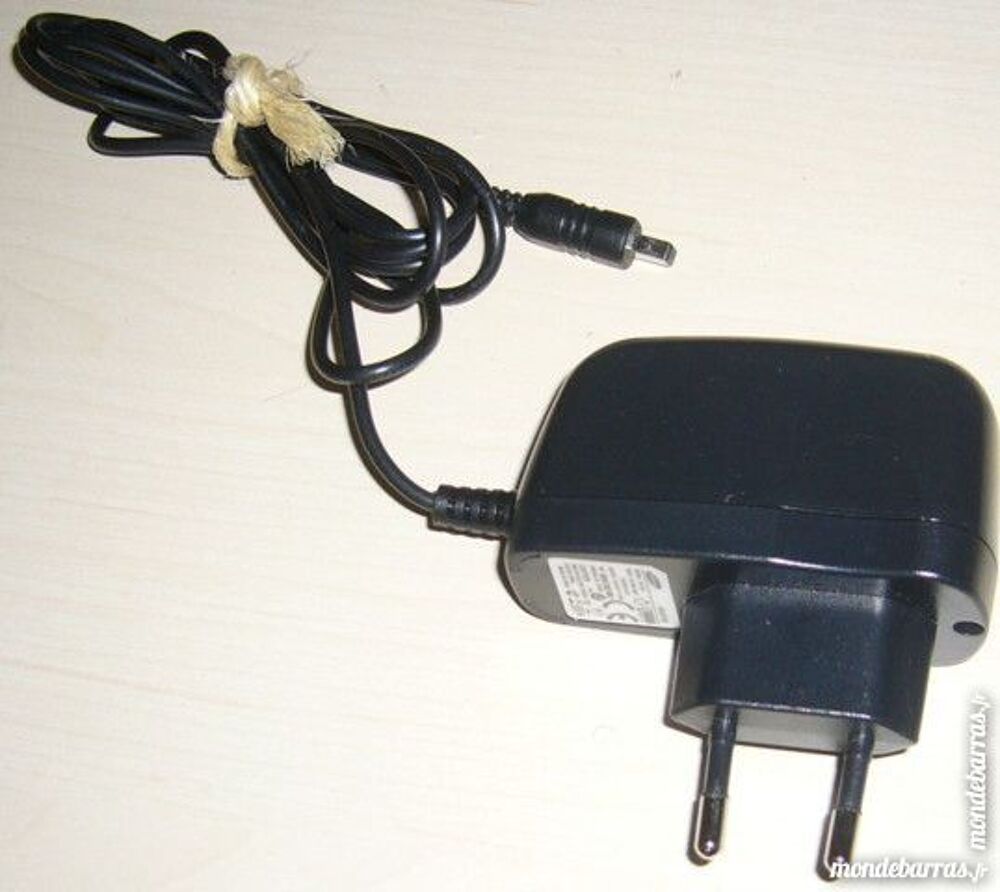 adaptateur chargeur Samsung AA-E9 camescope num&eacute;ri Photos/Video/TV