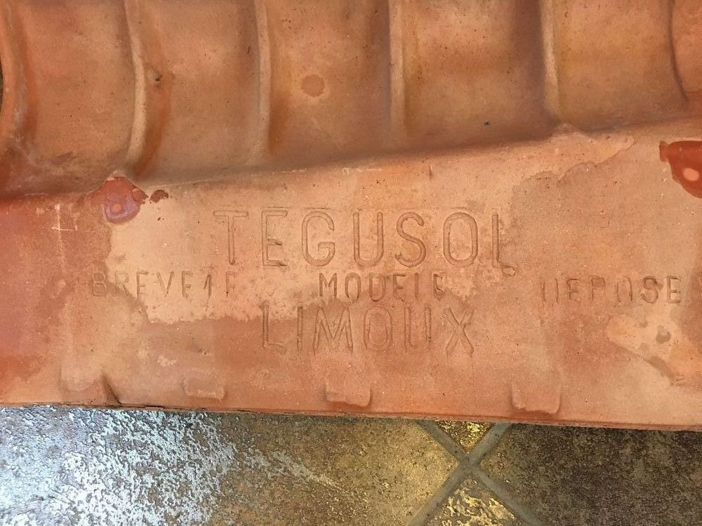 Tuiles TEGUSOL rouges Bricolage