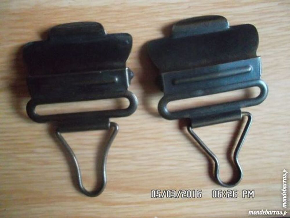 2 ATTACHES-BRETELLE EN METAL*JUSTE 2E*KIKI60230 Bijoux et montres