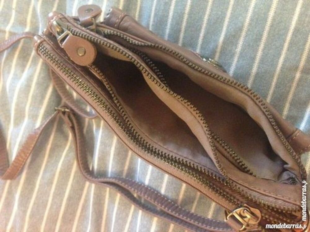 sac pochette rose Maroquinerie