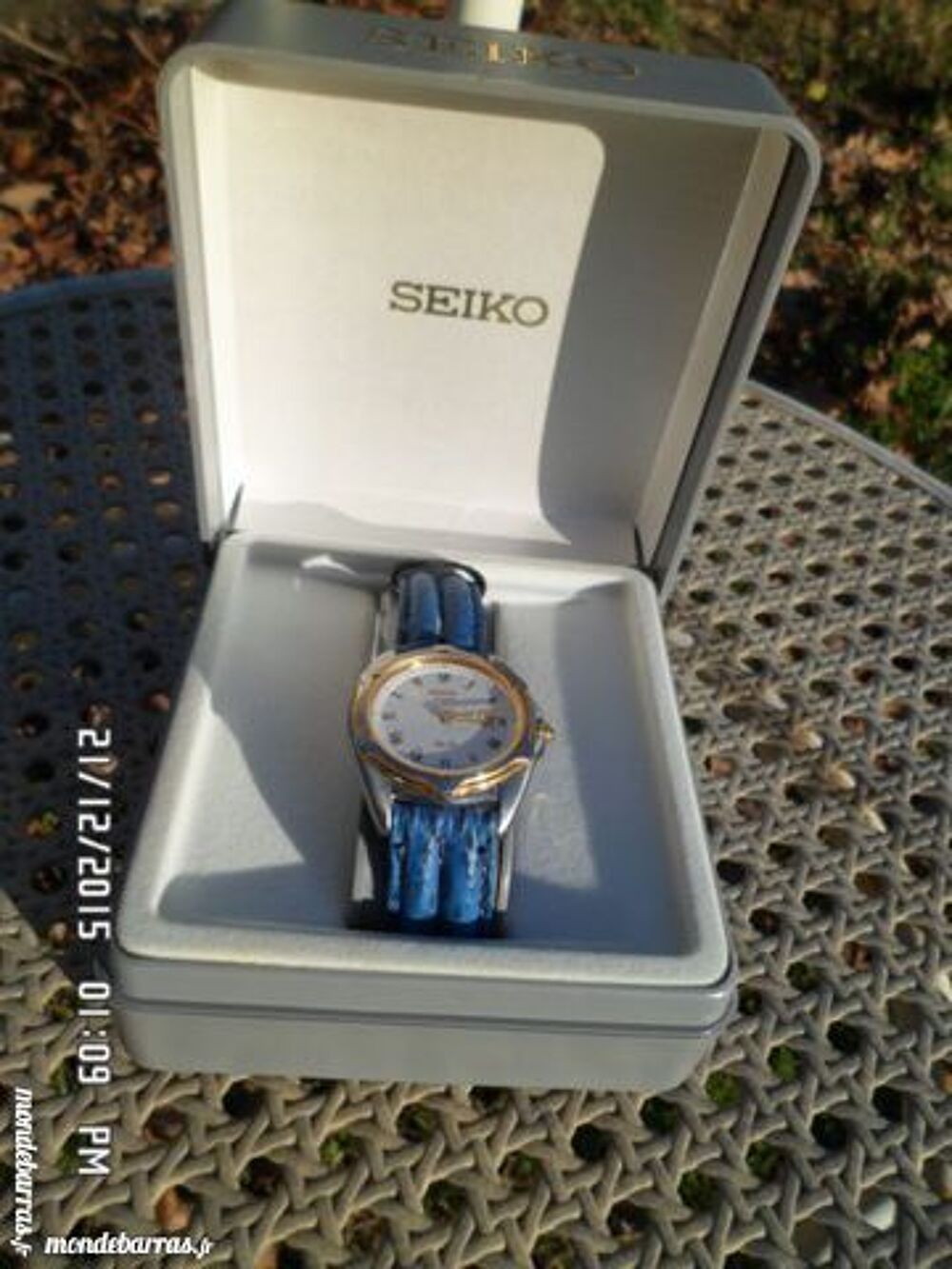"montre seiko femme,""vintage"",en son &eacute;crin." Bijoux et montres