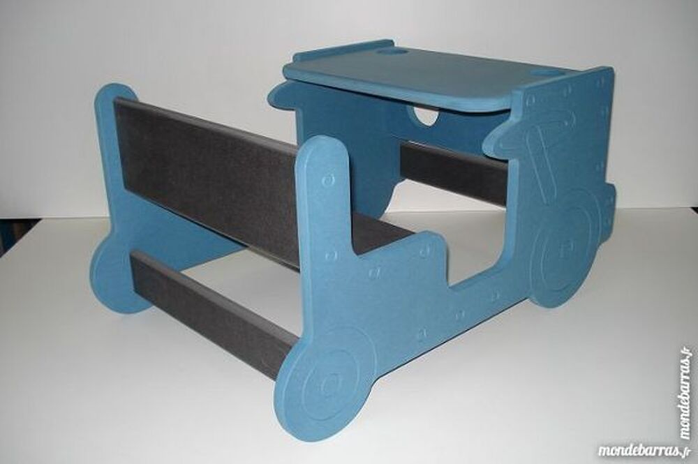 BUREAU ENFANT BOIS Jeux / jouets