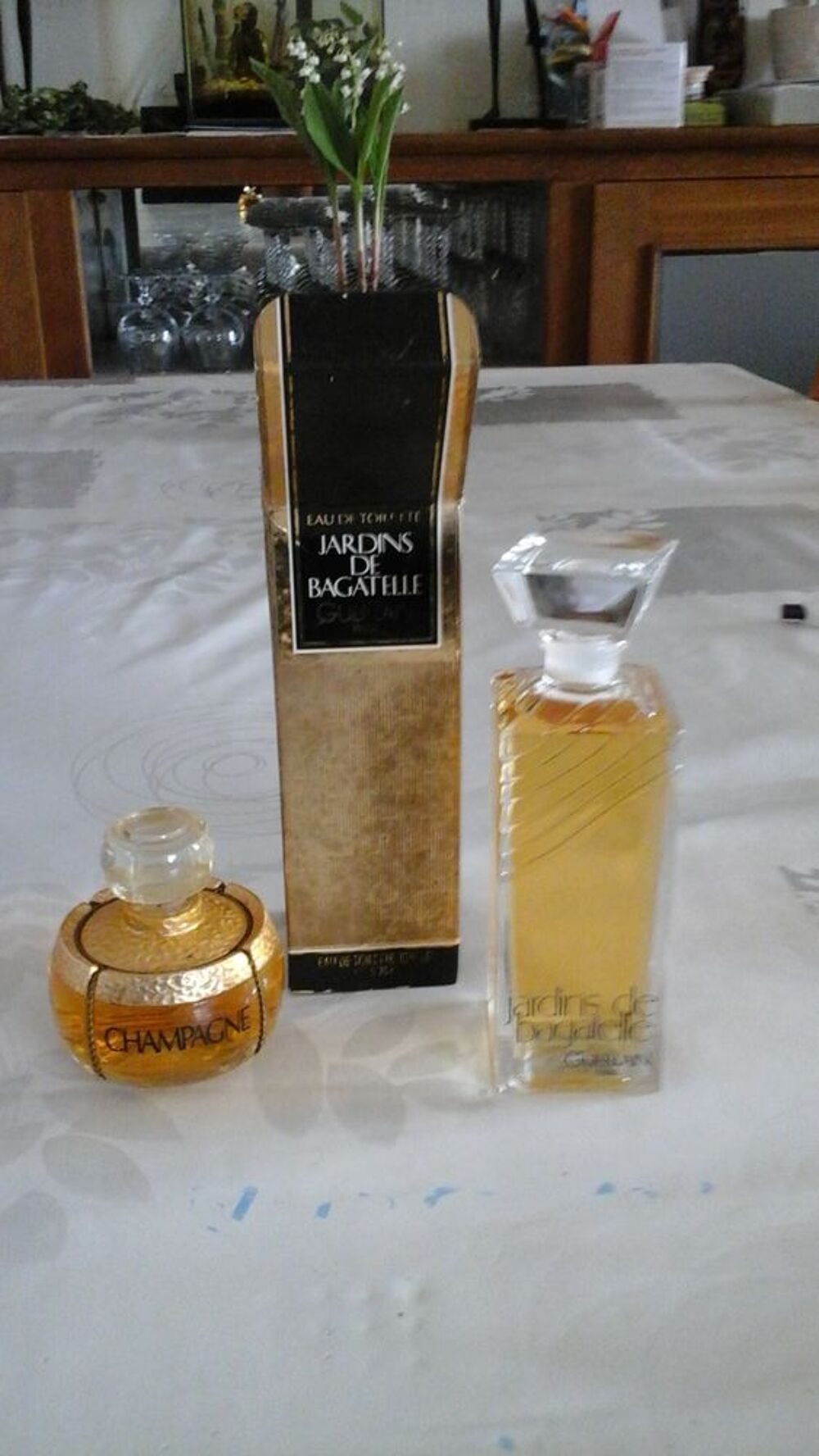 PARFUM CHAMPAGNE ET JARDIN DE BAGATELLE 