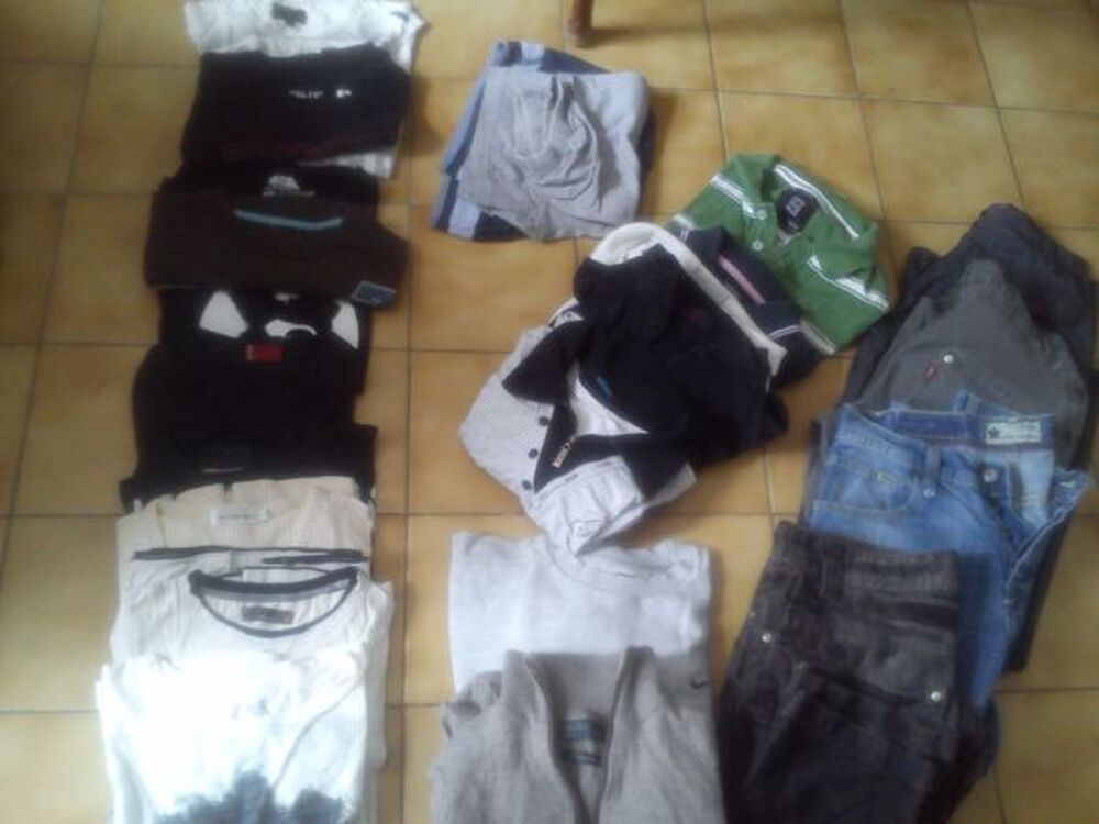 Lot de v&ecirc;temenst masculin Taille S Vêtements