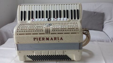 Accord�on piermaria 0 Nieul-sur-Mer (17)