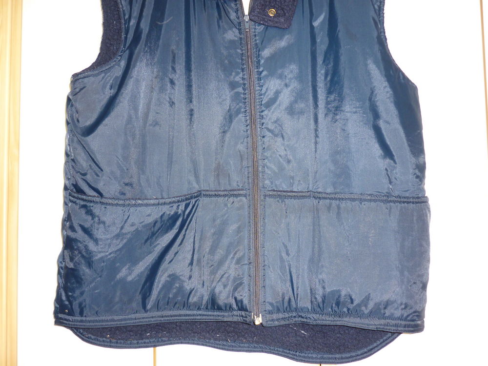 VESTE SANS MANCHE MARINE FOURREE XL Vêtements