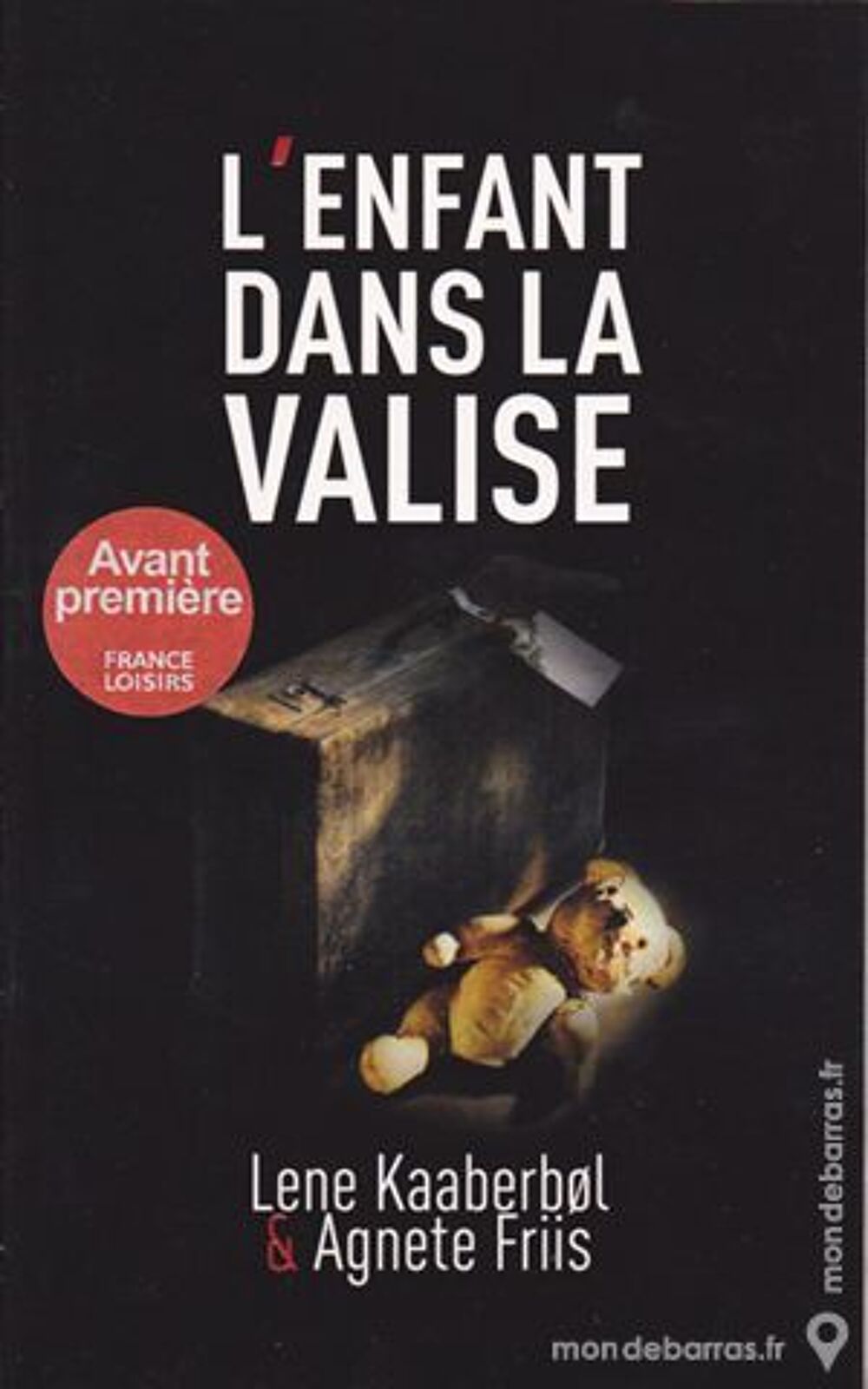 L'ENFANT DANS LA VALISE Livres et BD