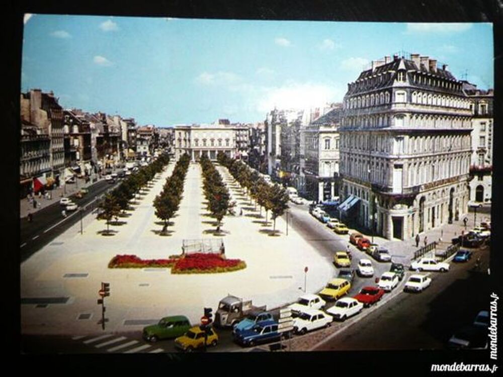 Carte postale Bordeaux Les all&eacute;es de tourny 60/70 