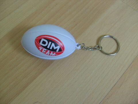 Porte-cl�s en forme de ballon de rugby (Neuf) 5 Ardoix (07)