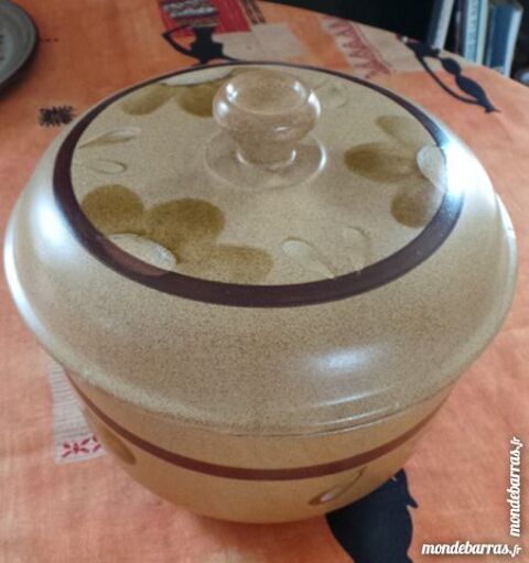 soupi�re, gr�s 8 Houppeville (76)