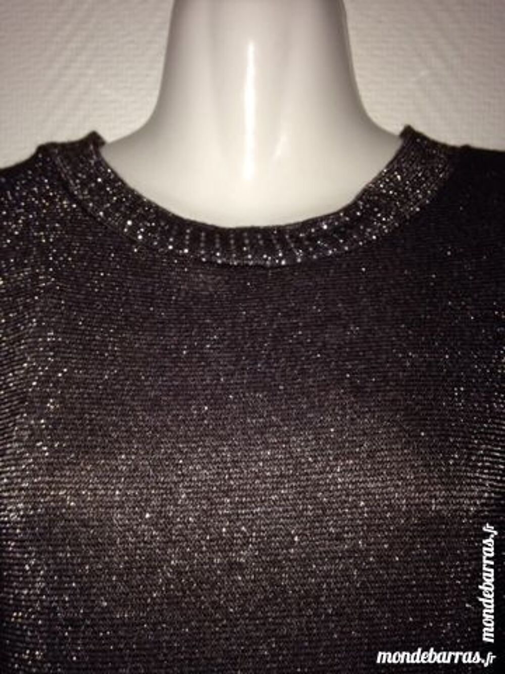 Jolie robe neuve taille S Vêtements