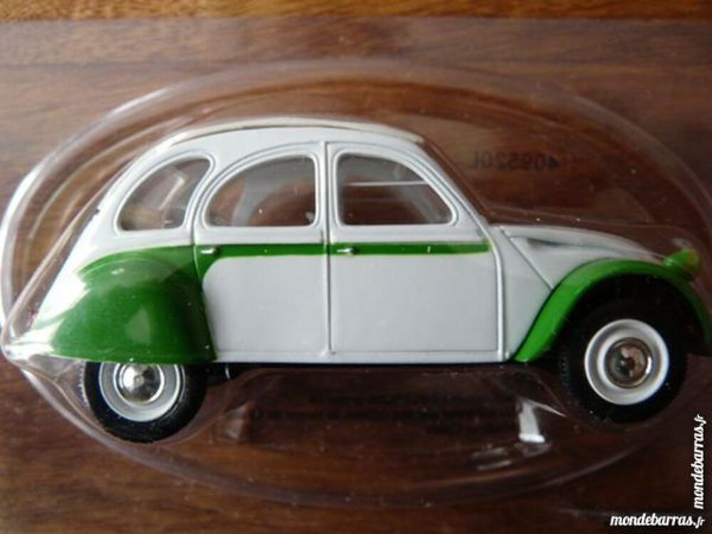 3 MODELES DE 2 CV NOREV Jeux / jouets